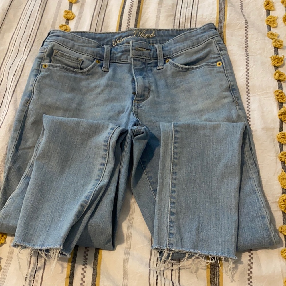 Target universal thread jeans size 2 no holes